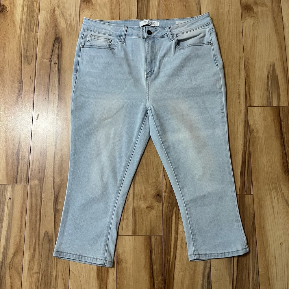 Judy Blue Women's Skinny Fit Capri Jeans 15/32 High Rise Stretch Denim Lt Blue